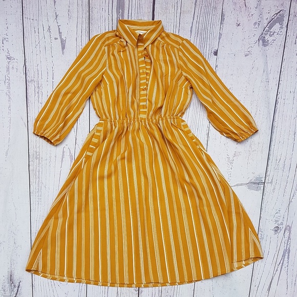 Monteau Dresses & Skirts - NWOT Monteau Dress